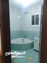  11 غرفة للايجار بشقة عبارة عن غرفتين وصالة وحمام ومطبخ _ حي المنار وسط الرياض