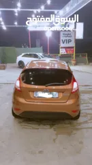  2 فورد فيستا موديل 2015جير عادي بنزين ماطور 125ccايد 2