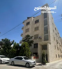  2 شقة طابقية في أجمل مناطق وادي الكبرا بالقرب من محطة السلام