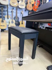  1 كرسي بيانو جديد رقم 2 السعر 29.99 دينار