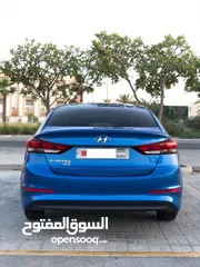  4 Hyundai Elantra SE 2018