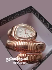  1 بتفاصيلها الدقيقه وبريقها الذي يخطف الانظار هي تكثر من قطعه اكسسوار انها انعكاس لذوقك ودقتك وانضباطك