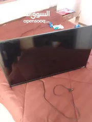  1 شاشه سامسونج 43 بوصه للبيع
