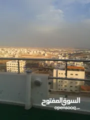  4 روف ذو إطلالة رائعة  في اجمل مناطق الجبيهة مفروش للايجار