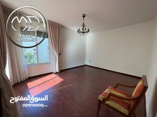  10 شقة فارغة للايجار جبل عمان طابق أول مساحة 250م 4 نوم اطلالة جميلة
