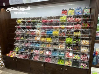  1 محمص كامل متكامل جاهز من جميع المعدات جميع البضاعا ما عليك الي يكون عندك محل مناسب