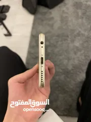  4 iPhone 6.      %  جوال نظييف.    بطاريته  70