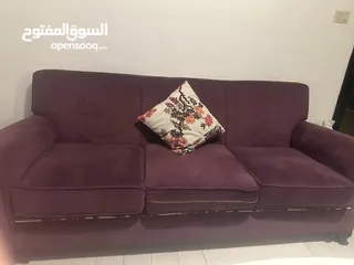  1 كنب للبيع بحاله جيده