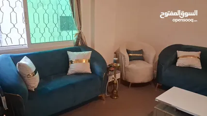  4 طقم كنب استعمال بسيط