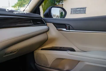  24 Toyota Camry GLE Hybrid 2019  تويوتا كامري GLE هايبرد  فل كامل مع فتحه