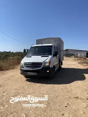  4 مرسيدس بنز 519