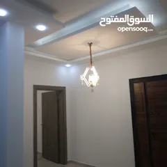  2 شقه للبيع في منطقة السراج بقرب من جامع الصحابة