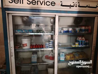  3 ثلاجات للبيع ثلاجه الكوله وثلاجتين خدمات الذاتيه وحده عرضها 2متر ولثانيه تقريباً 1.50متر ونص وثلاجه