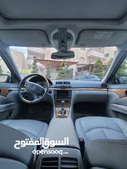  8 Mercedes Benz e200 للبيع  السياره تبارك الله فل الفل ما بتحتاج اشي