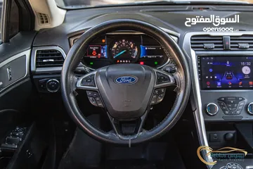  3 Ford fusion SE 2017  السيارة بحالة ممتازة جدا و قطعت مسافة 131,000 فقط