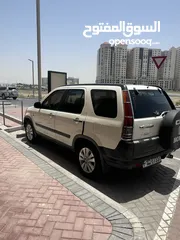  11 هوندا CRV 2004 ابيض اللون