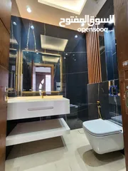  7 شقة فارغة للبيع في خلدا - ref: 14593