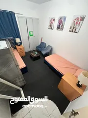  5 غرف وبارتيشنات للإيجار