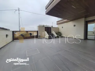  1 شقق مع حديقة للبيع في رجم عميش بمساحة بناء 221م