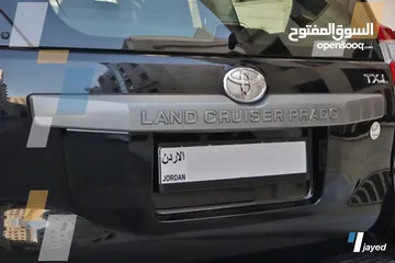  15 Toyota Land Cruiser Prado (2016)