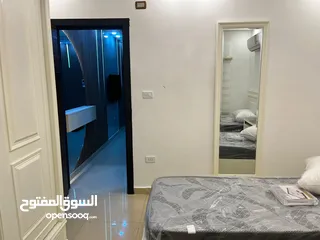  14 ستديو فاخر جدا مفروش للايجار الدوار السابع خلف السي تاون
