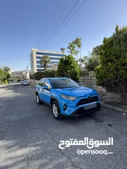  9 تويوتا رافور 2019 فل XLE فحص كامل ممشى قليل بحالة ممتازة للبيع