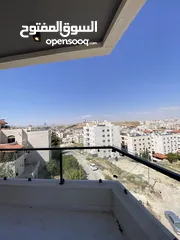  12 شقة مميزة اخير مع روف في اجمل مناطق قرية النخيل اجمل تشطيب واطلالة رائعة 240 داخلي و 90 تراس خارجي
