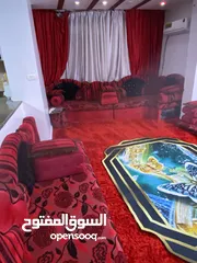  24 خدمه ممتازا كثير