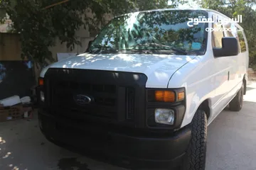  3 فورد E-350