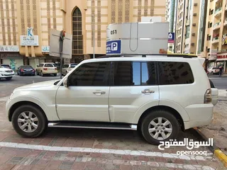  3 Mitsobishi pajero