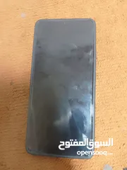  2 جهاز بوكو f6 جديد صارلي اقل من شهر من شتريته