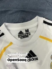  4 “Real Madrid 2009/10 Ronaldo Shirt – White Medium Good Condition”