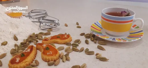  4 حلويات بخلاصة الهيل والبرباريس العشبية