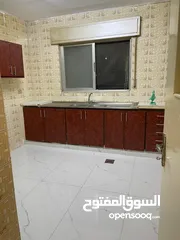  5 شقه للايجار