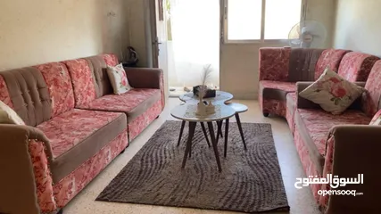  1 طقم كورنر مستعمل