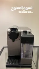  1 مكينة صنع القهوه ( نسبرسو )