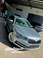  1 Škoda Superb