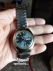  8 ساعه سويسري فيفر لوبا بحاله جيده جدا اتوماتيك لون مميز