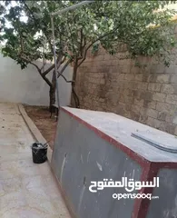  2 منزل مستقل 3 طوابق  للبيع مستغل  للاستثمار ومقسم 4 شقق