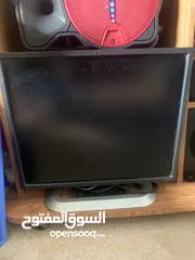  1 شاشه كمبيوتر للبيع