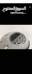  2 ....Sony radio fm am walkman