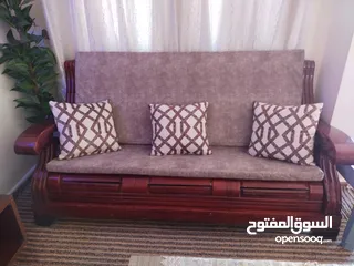  3 طقم خشب بحال ممتاز