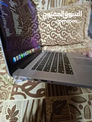  4 MacBook Pro 2018 + 2015 جهازين