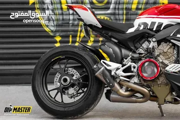  3 Ducati Streetfighter V4S 2020 ​- 1,103 cc - 208 hp - (CASH ONLY )