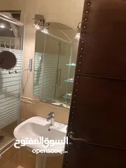  13 شقه دوبلكس مفروشه للإيجار