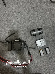  7 كاميرا canon 7D حاله نظيفه جدا وسعر مميز وجميع مشتملاتها معاها