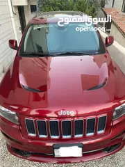  5 جيب شيروكي 2012 SRT 8