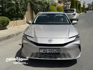  22 تويوتا كامري 2025 القصة الجديدة للايجار عداد زيرو (أسبوعي شهري فقط) فل أفضل الأسعار وأفضل الخدمات