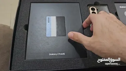  20 SAMSUNG Z FOLD 6 فل بكج الشركة كفالة الوكيل BMS   (512/256GB)