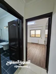  20 شقة طابق اول شارع الجامعة خلف ليدرز مقابل الجامعة الاردنية مبنى السكري